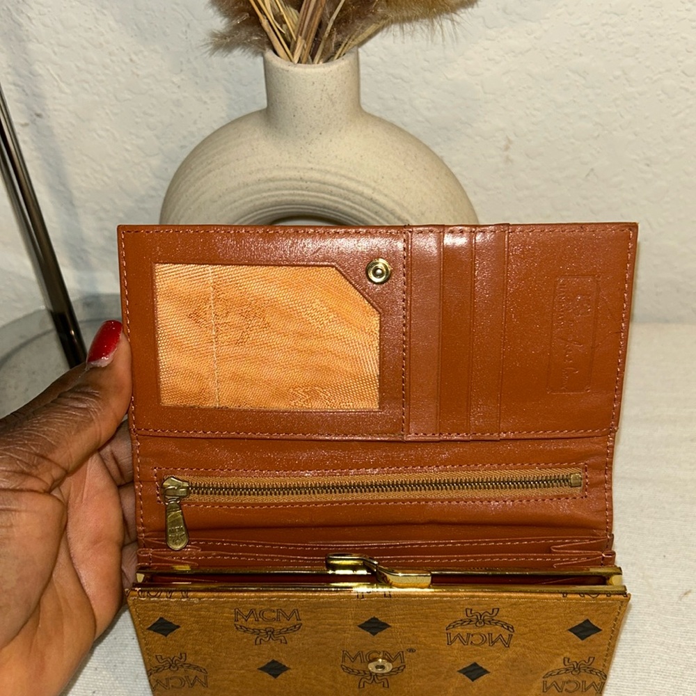 Authentic Mcm Monogram Visetos Pattern Leather Bi… - image 3